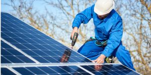 Installation Maintenance Panneaux Solaires Photovoltaïques à Sarrant